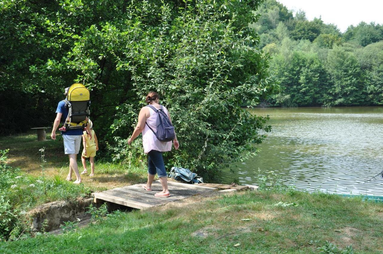 Les Chalets Du Moulin Du Chatain 4 Payzac  Kültér fotó
